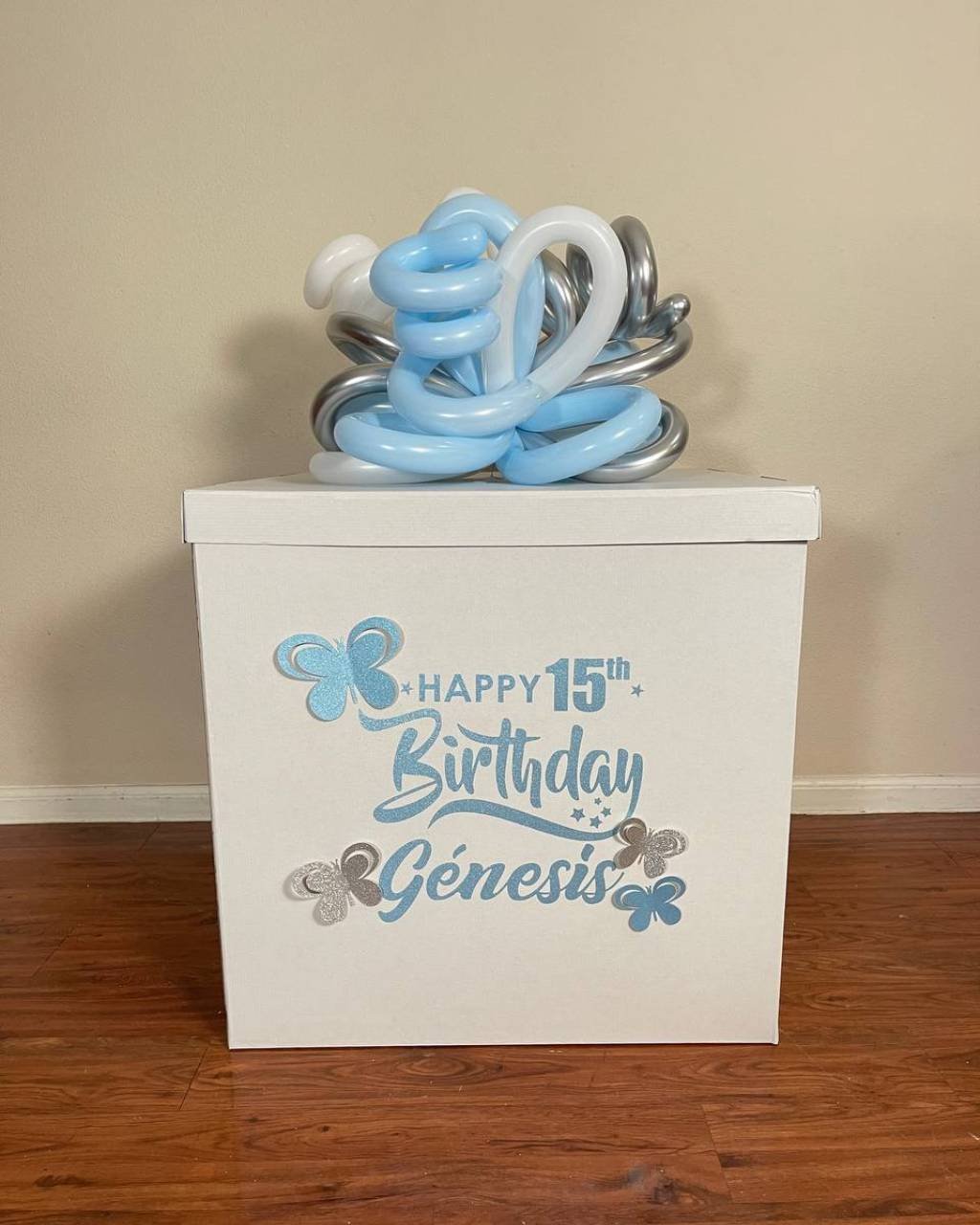 Big Balloon Bow Box (2)